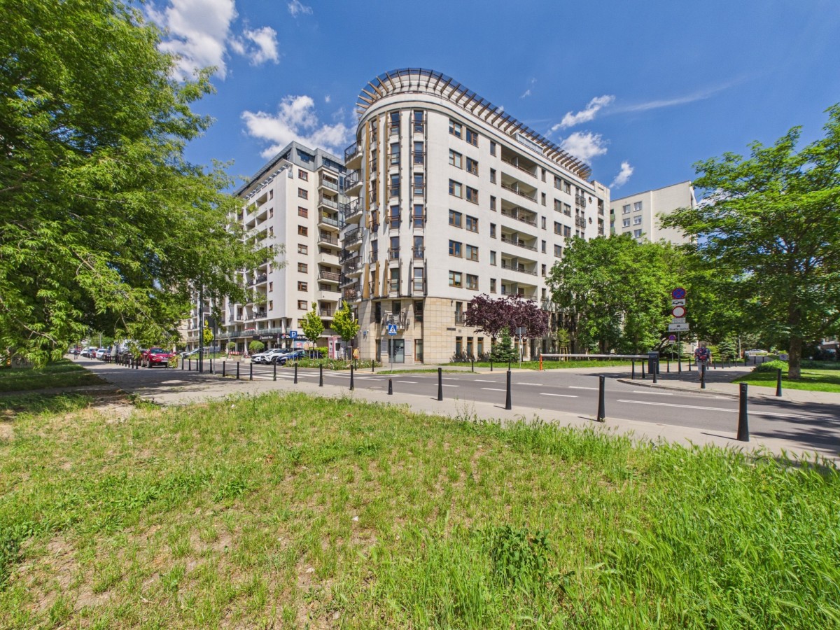 Mokotów ul. Bukowińska, 2 pok. 58m2, szeroki garaż