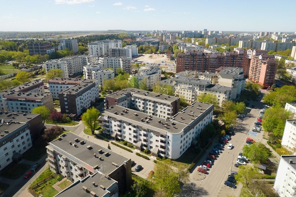 Duże 3 pokoje, 84,5 m2 z garażem na Literackiej