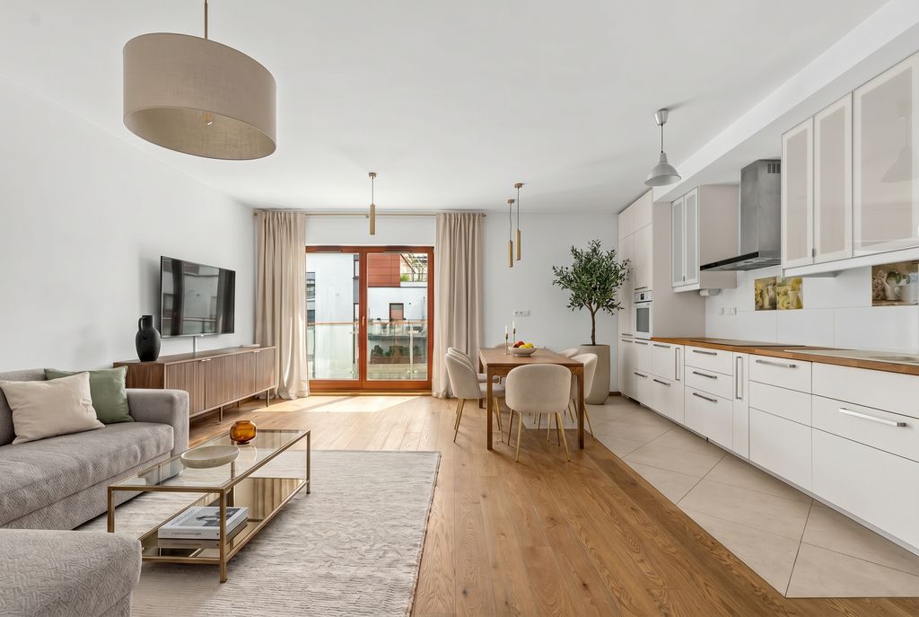 Wilanów  129 m²  4 pokoje  2 balkony