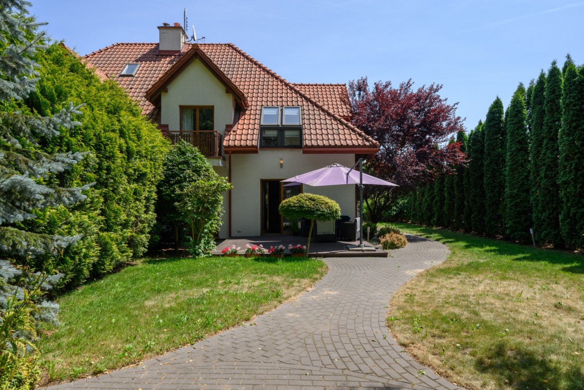 bliźniak 161 m² z ogrodem | Łazy obok Magdalenki