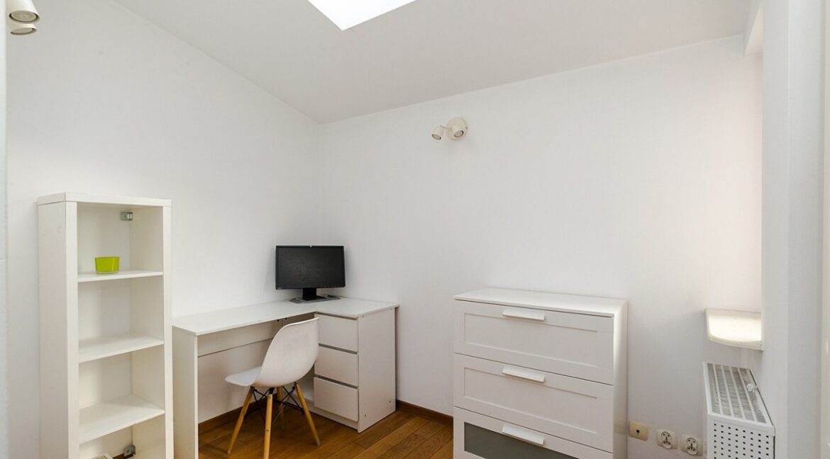 25922177