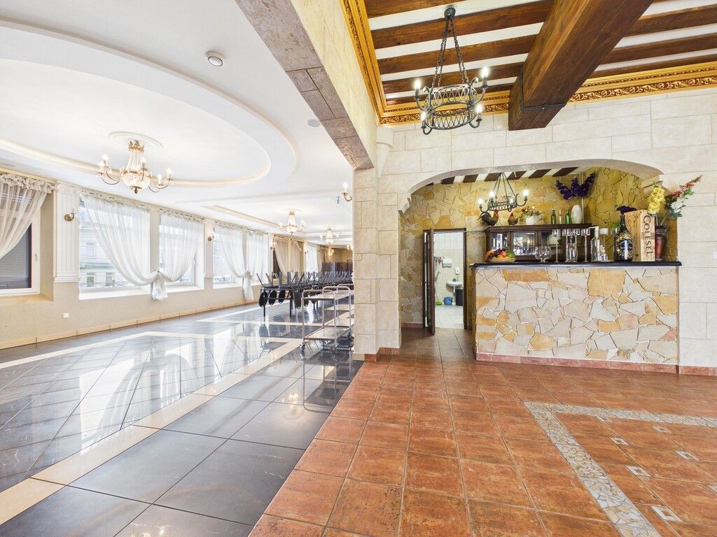 Sarnaki – Lokal wielofunkcyjny -sklep, sala, hotel