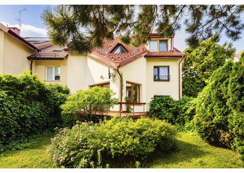 Rodzinny dom na Ursynowie / 207 m2 / 7 pokoi