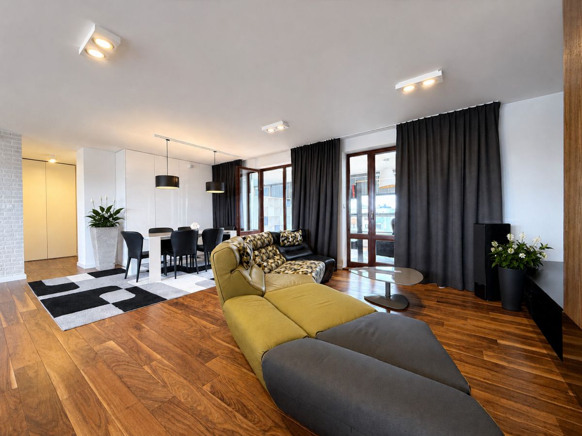 *Apartament 148 m², ogród zimowy, dwa msc. post.*