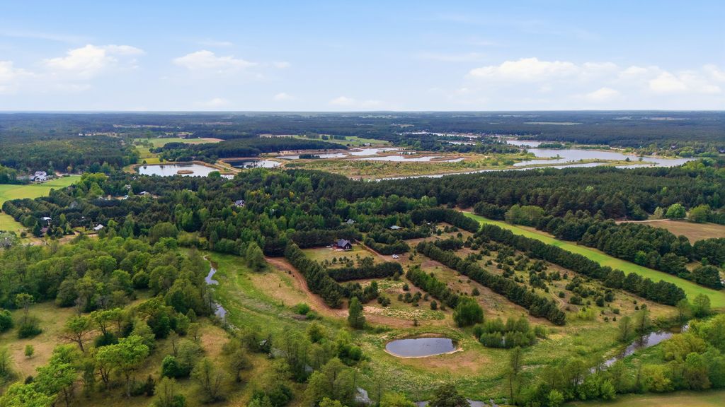 Działka ze stawem blisko Narwi – Małe Mazury