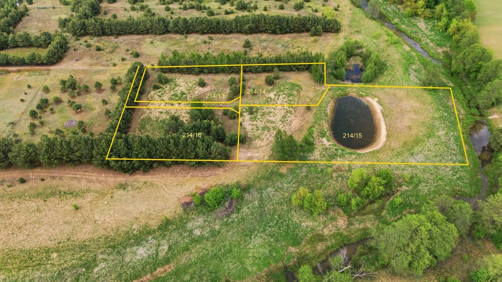 Działka ze stawem blisko Narwi – Małe Mazury