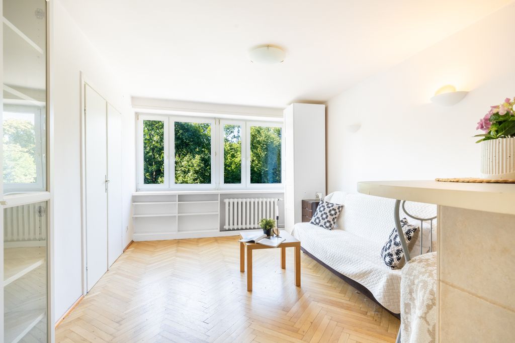 Smolna-Śródmieście-2 pokoje-Kultowy Młotek- 35 m²