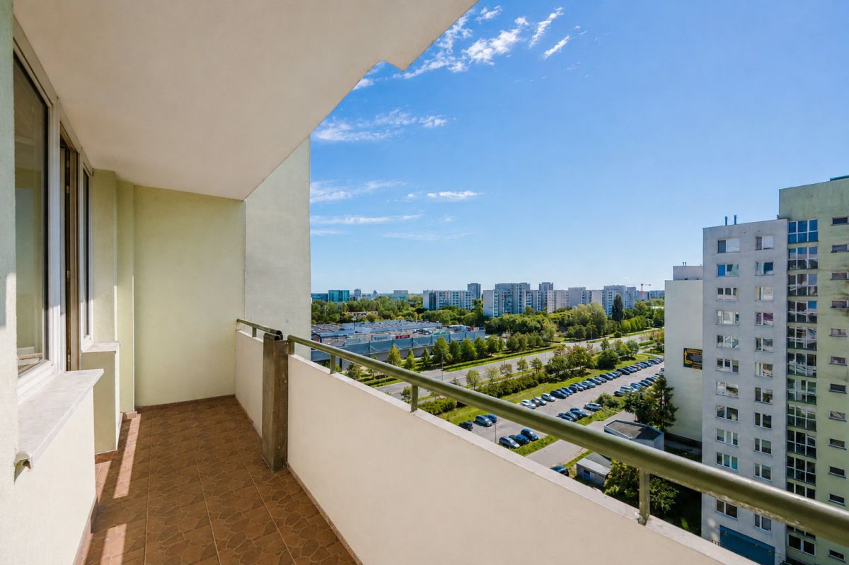 MIESZKANIE Z BALKONEM | 3 POKOJE | METRO IMIELIN