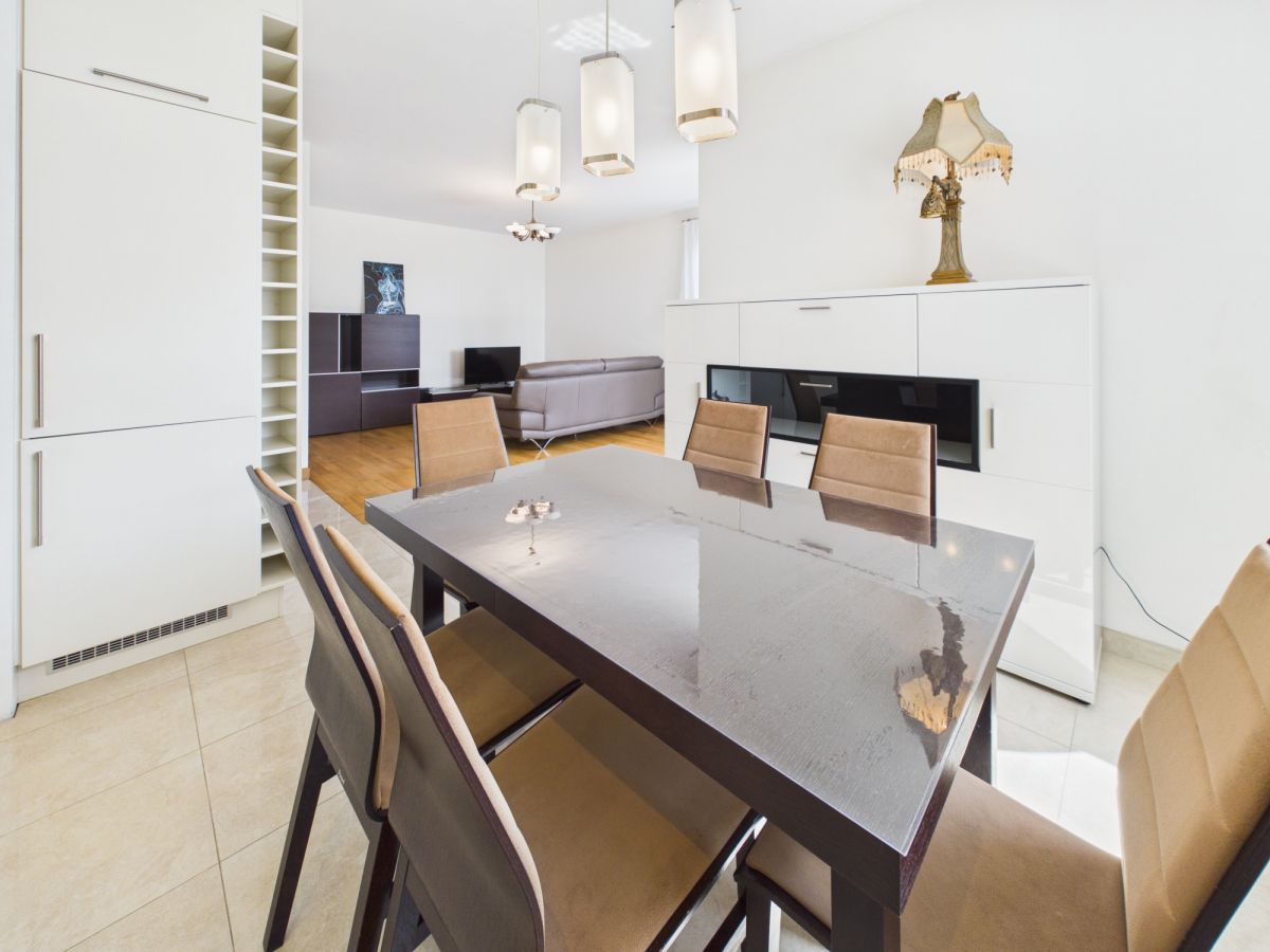 apartament, 3 pokoje, komfort, garaż