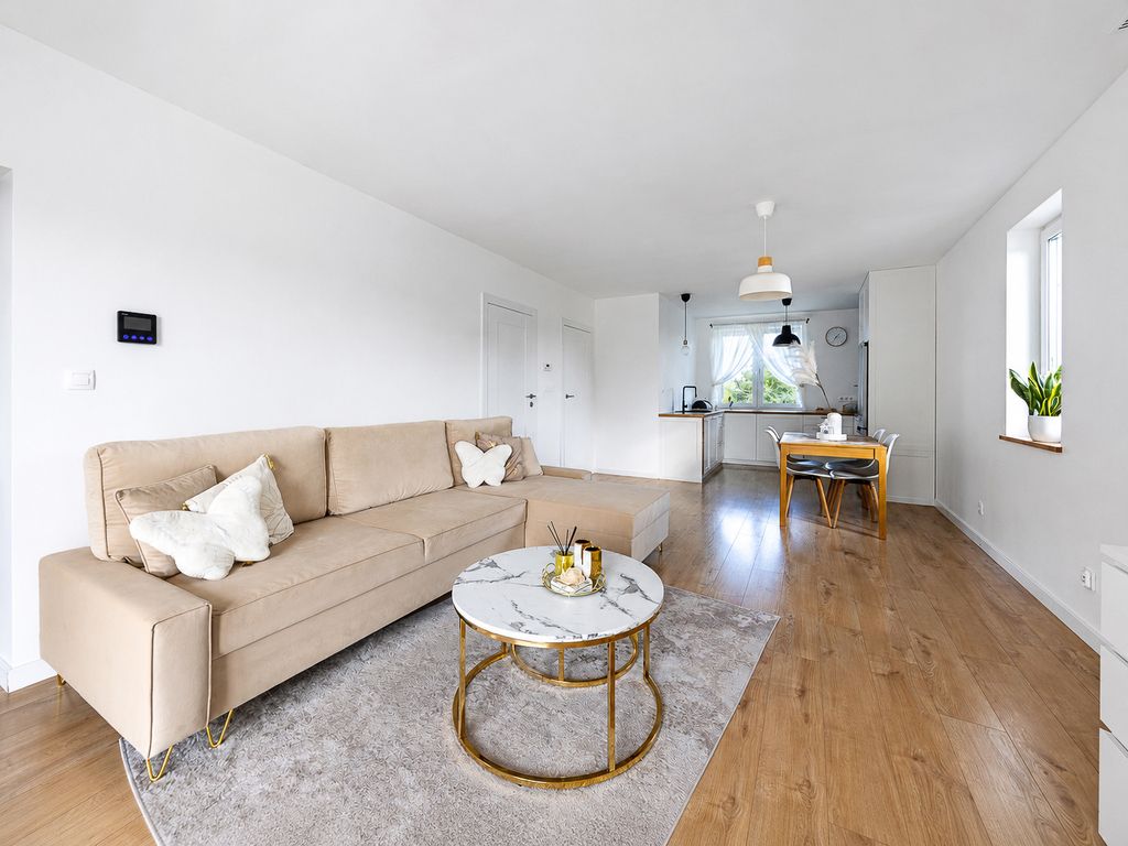 Dwupoziomowe mieszkanie 112,65m2 6 pokoi ogród
