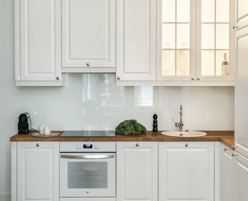 2696683