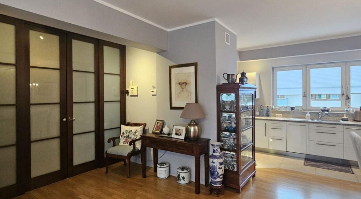 24311584
