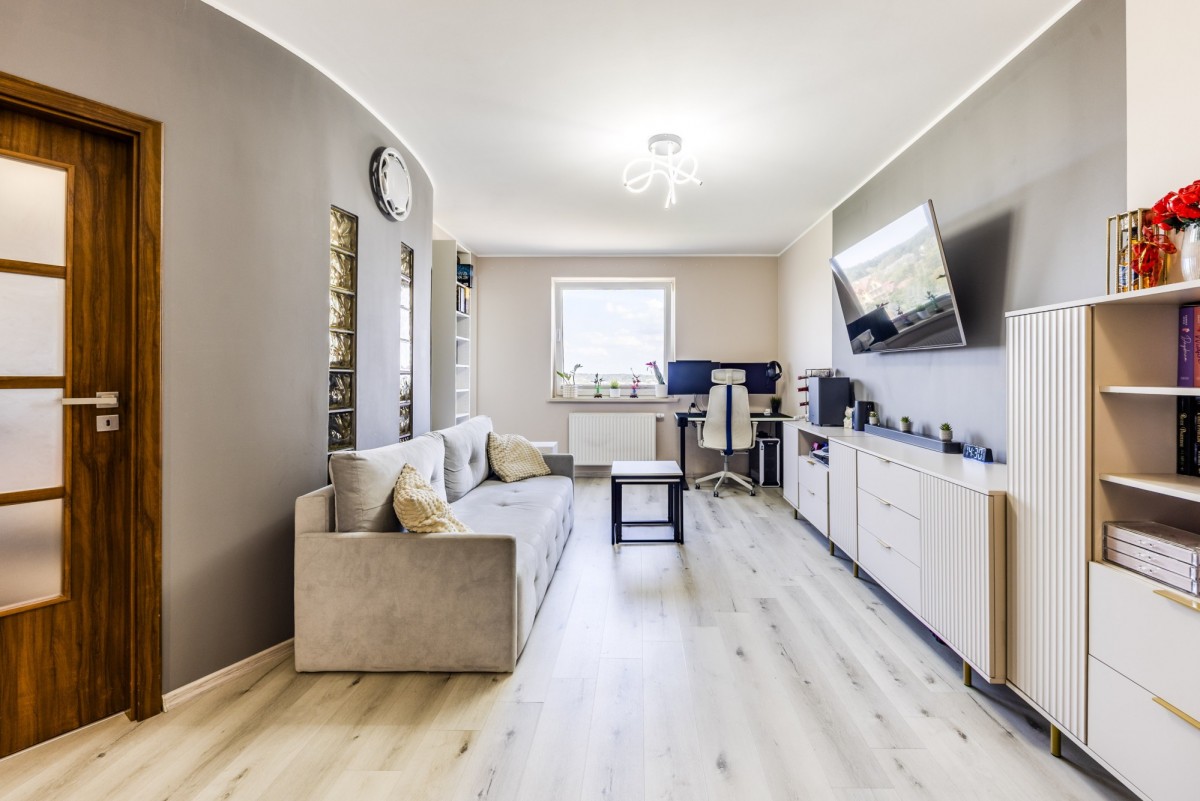 2 pokoje 44,5 m2 | Aluzyjna | 7 piętro i winda