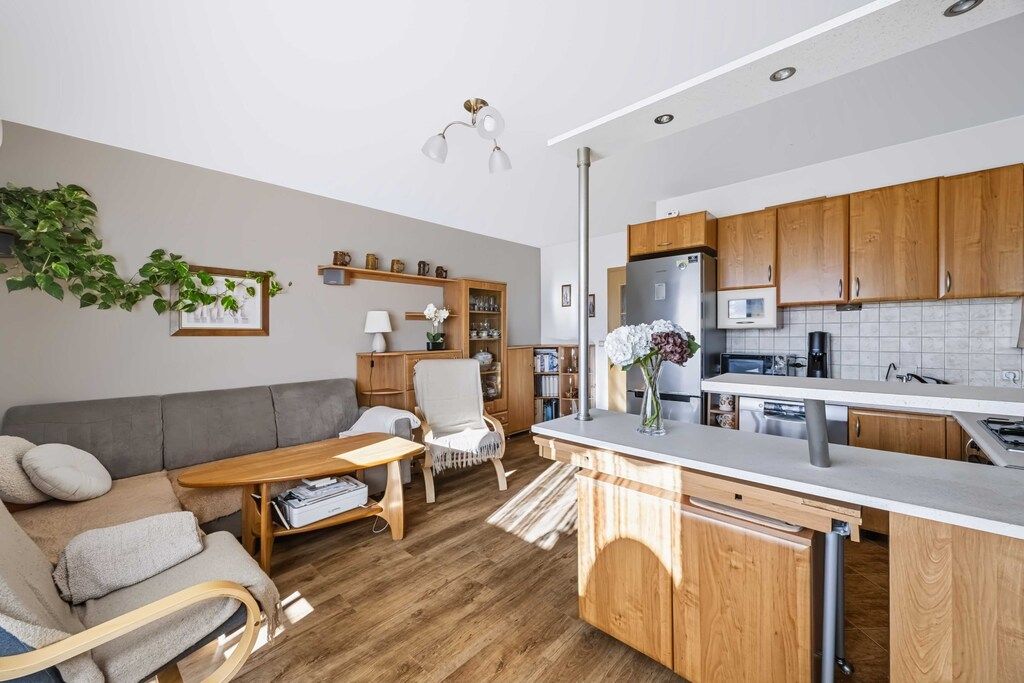 4 pokoje  68 m²  Centrum Piaseczna  Balkon