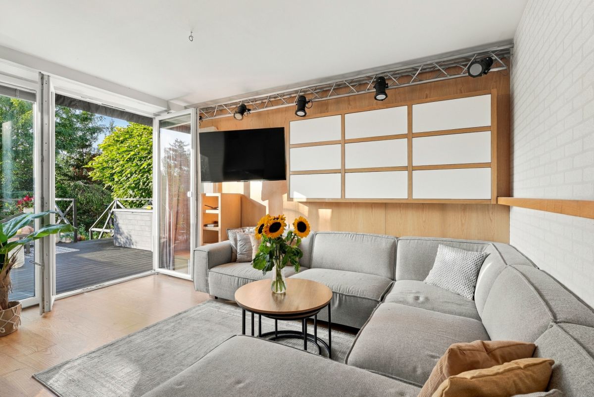 114 m² | prywatna kondygnacja z antresolą | zachód