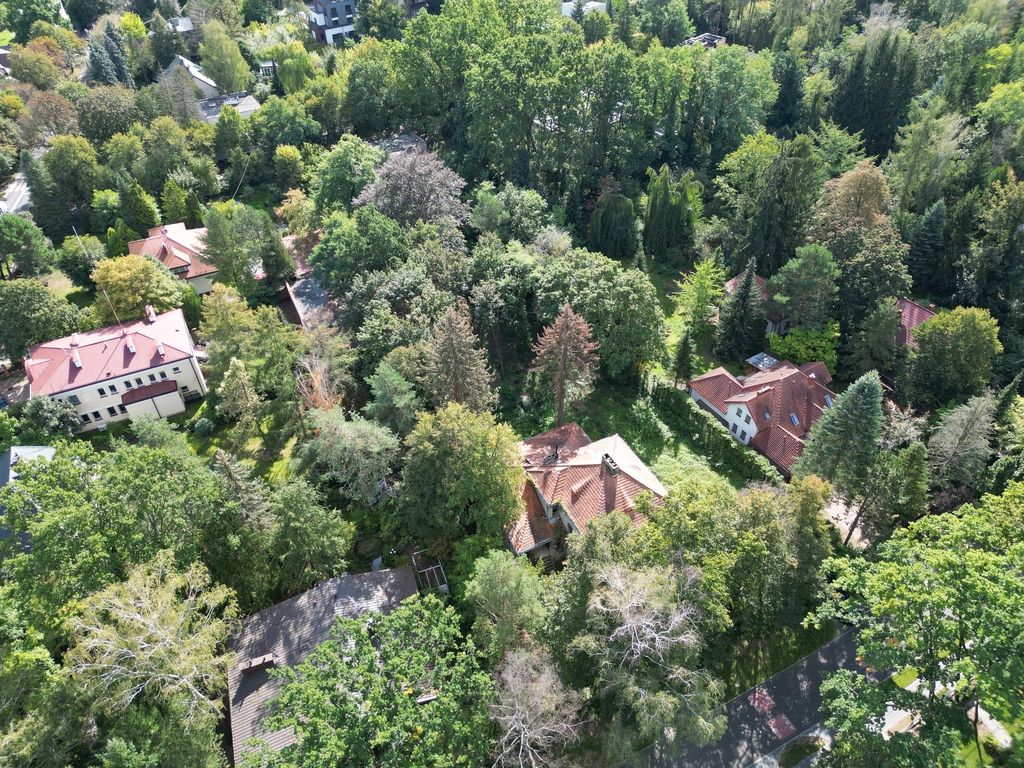 Działka 2536m2 w centrum Podkowy Leśnej