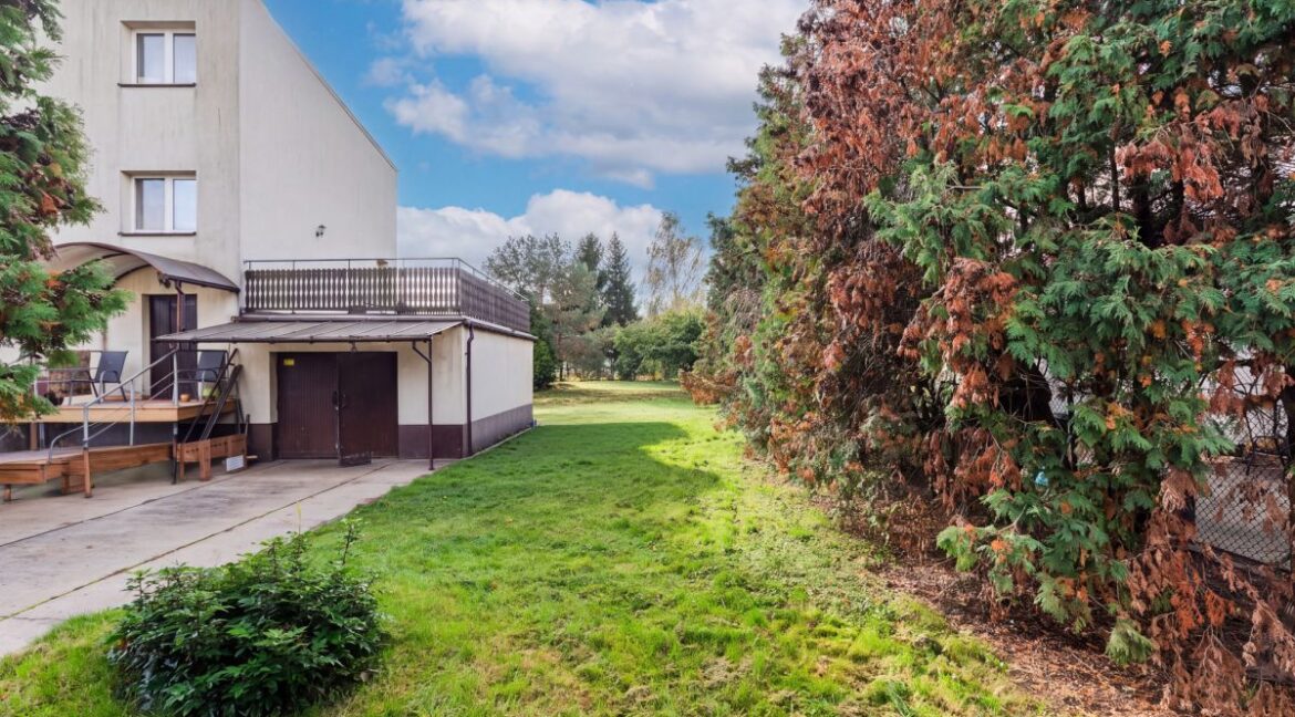 26728120