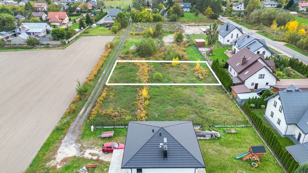 SPRAWDŹ >>> Działka budowlano-usługowa, 819 mkw
