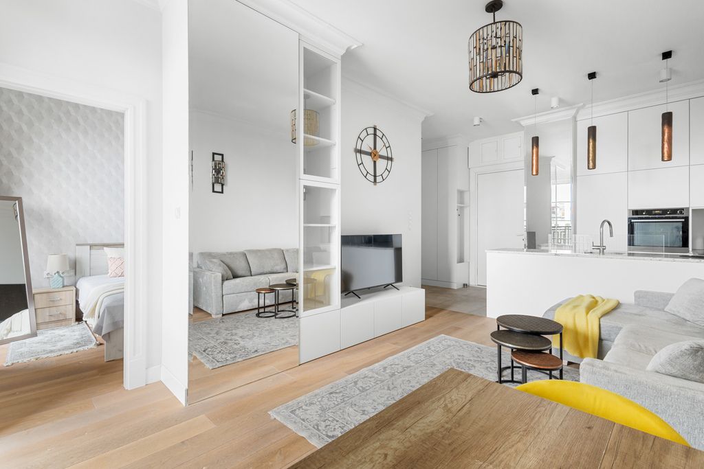 KELLERA PARK RESIDENCE  45m2, 2 POKOJE  GARAŻ  BIE
